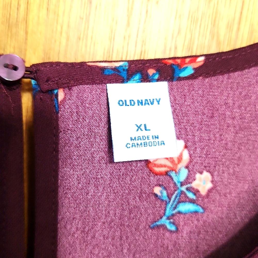 Old Navy Maroon flower dress